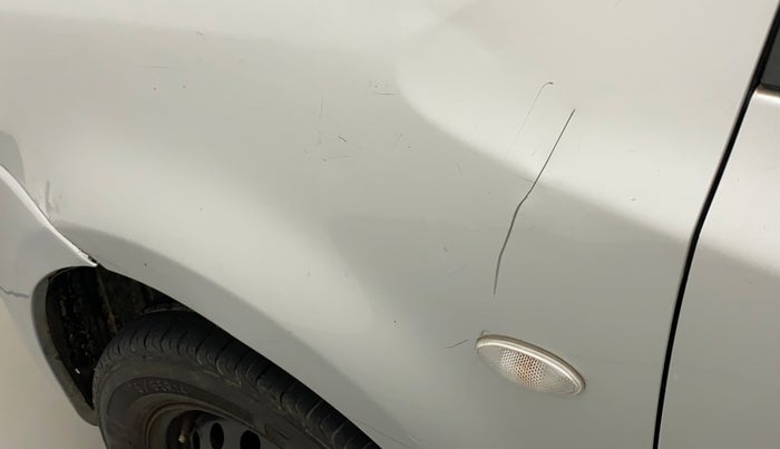 2011 Toyota Etios G SP, Petrol, Manual, 88,354 km, Left fender - Minor scratches