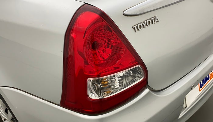 2011 Toyota Etios G SP, Petrol, Manual, 88,354 km, Left tail light - Minor scratches