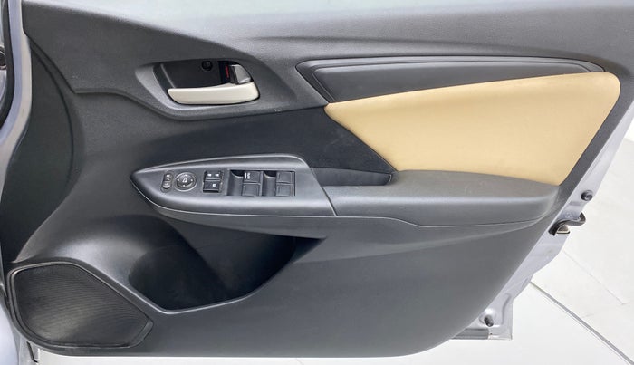 2018 Honda Jazz 1.2 V MT, Petrol, Manual, 24,915 km, Driver Side Door Panels Control
