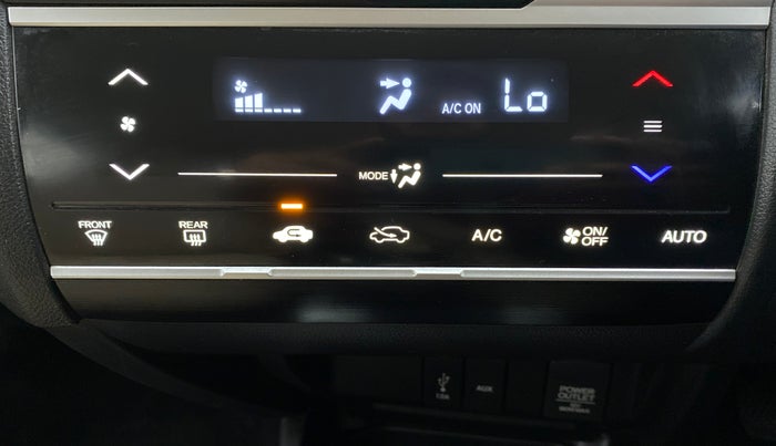 2018 Honda Jazz 1.2 V MT, Petrol, Manual, 24,915 km, Automatic Climate Control