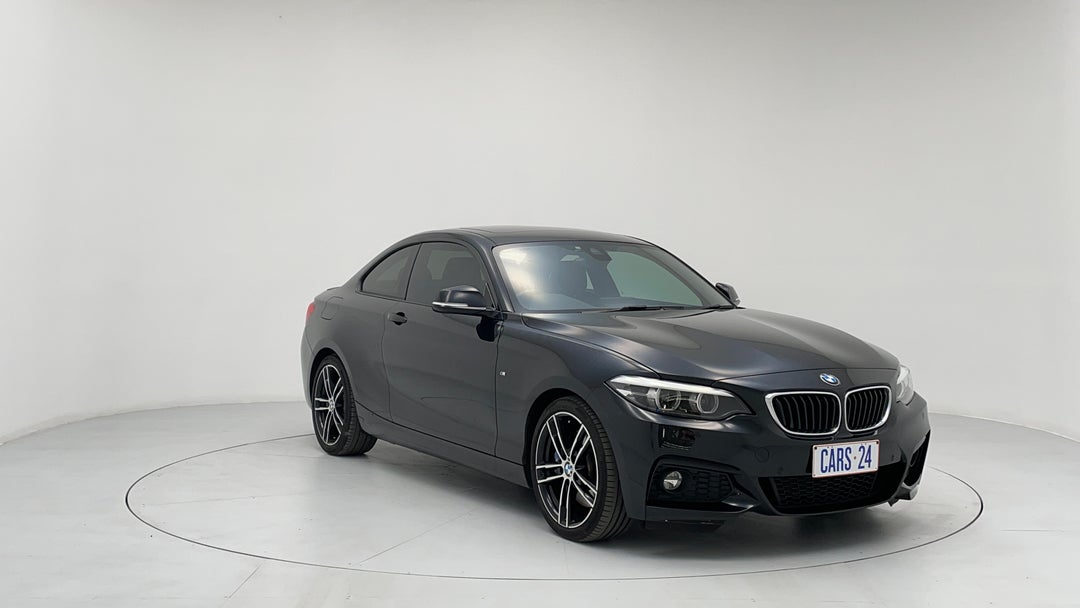 Right Front Diagonal (45- Degree) View