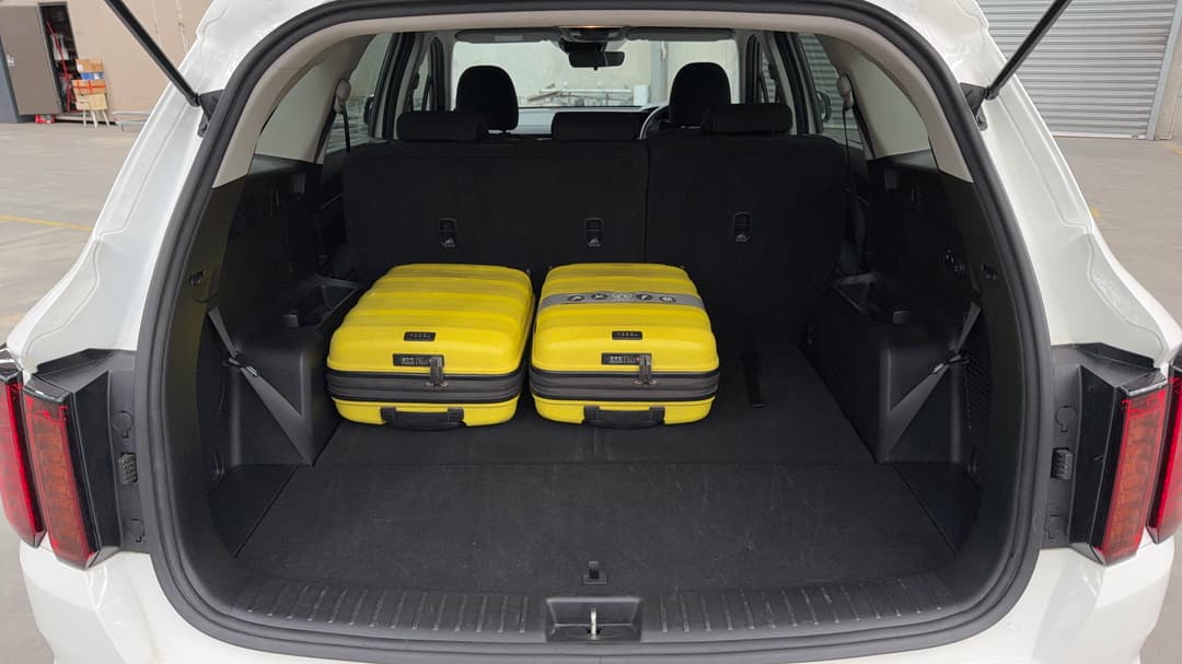 2022 Kia Sorento S 7 Seat, Automatic, 78895 km, Boot Inside View with Luggage
