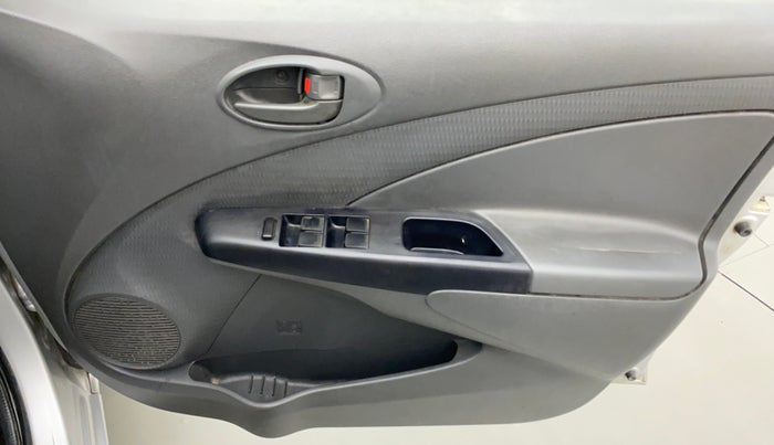 2012 Toyota Etios G, Petrol, Manual, 90,916 km, Driver Side Door Panels Control