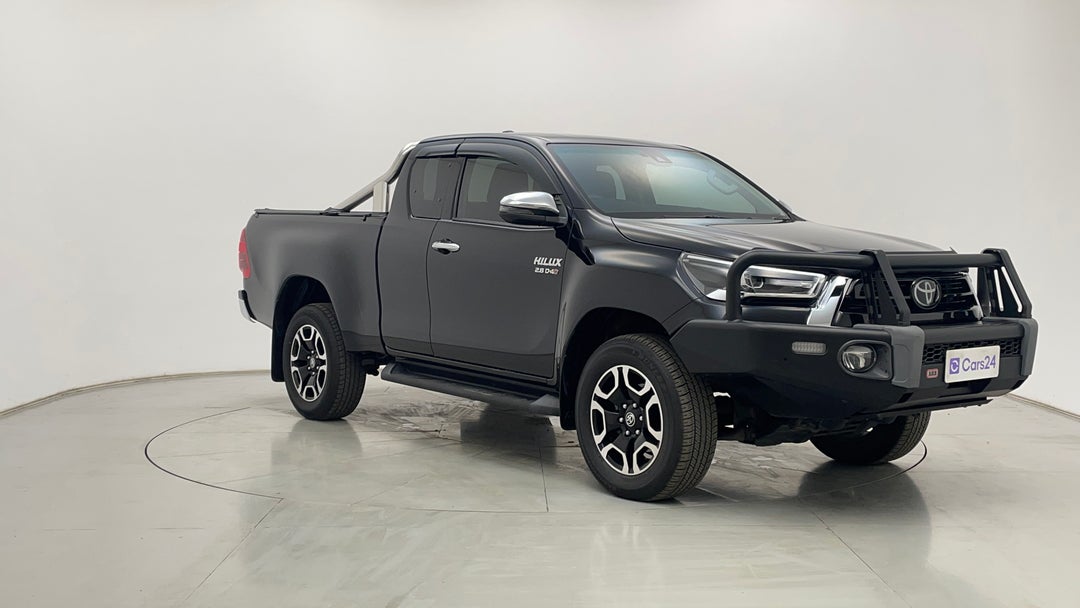 Right Front Diagonal (45- Degree) View