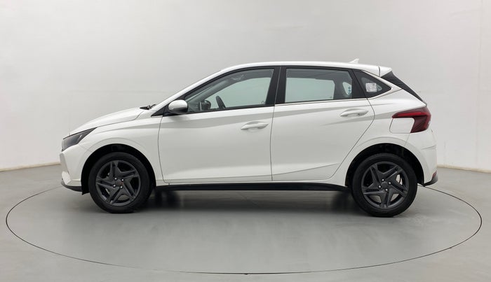 2022 Hyundai NEW I20 SPORTZ 1.2 MT, Petrol, Manual, 17,827 km, Left Side