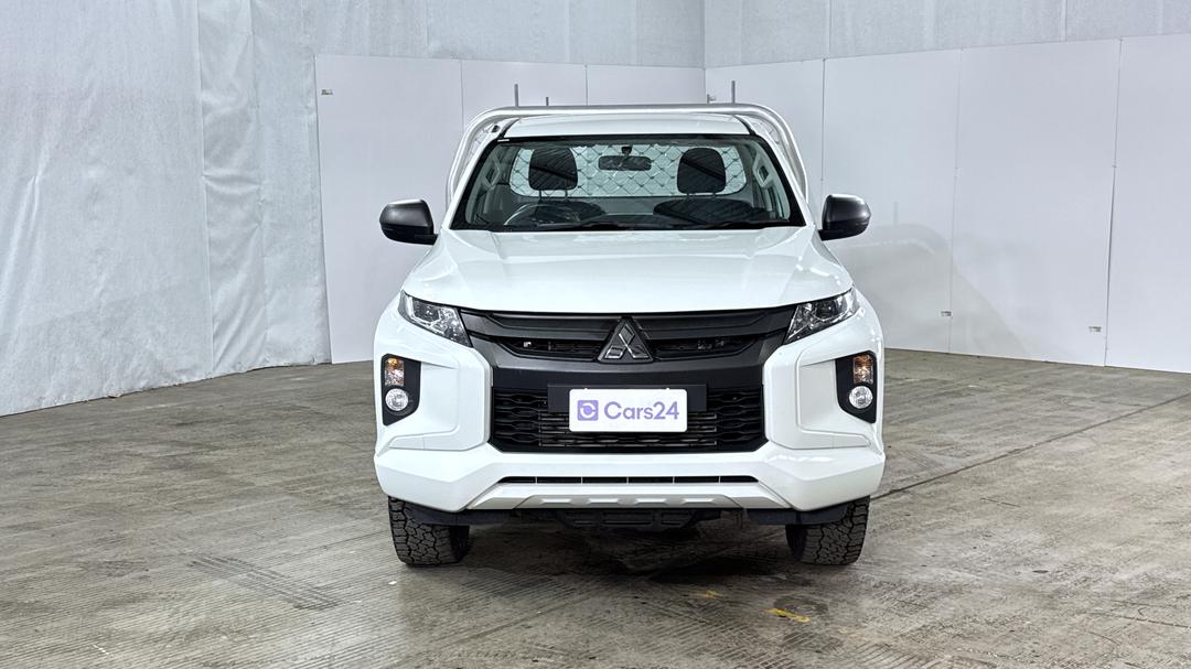 2023 Mitsubishi Triton Glx (4x2), Manual, 34365 km, Front View