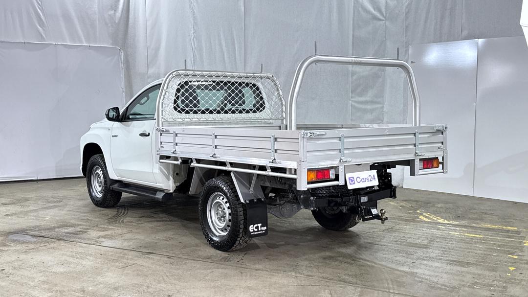 2023 Mitsubishi Triton Glx (4x2), Manual, 34365 km, Left Back Diagonal (45- Degree) View
