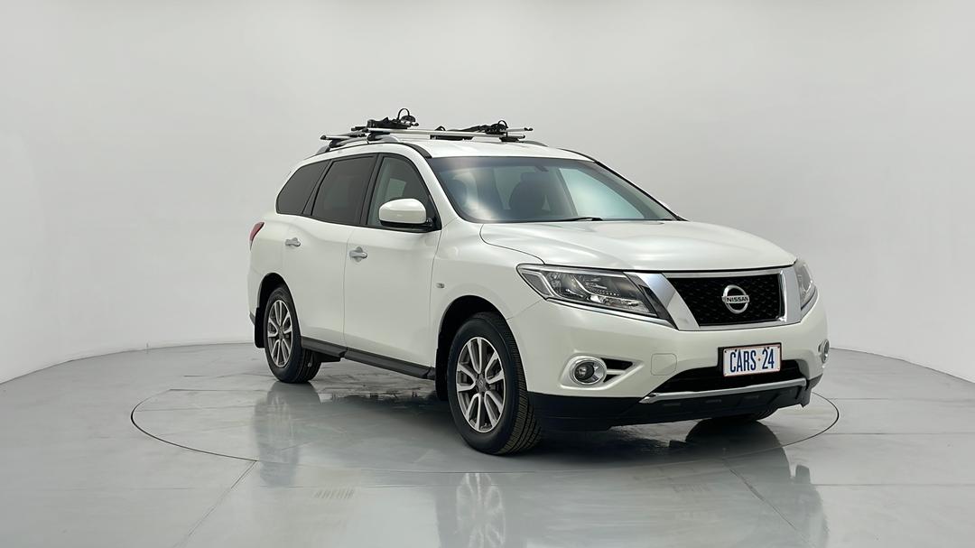 2014 Nissan Pathfinder St (4x4), Automatic, 100564 km, Right Front Diagonal (45- Degree) View