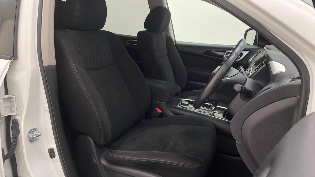 2014 Nissan Pathfinder St (4x4), Automatic, 100564 km, Right Side Front Door Cabin View