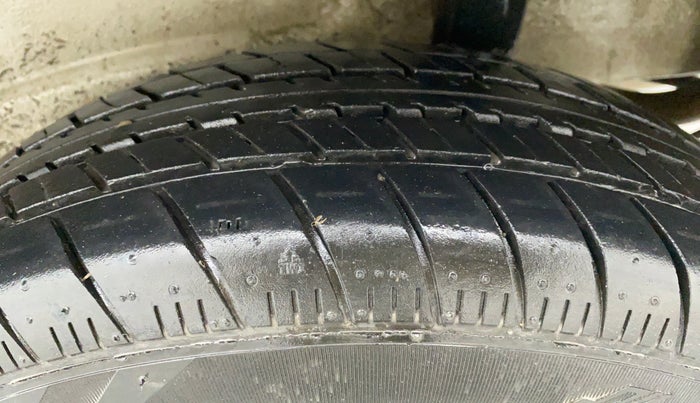 2019 Maruti New Wagon-R 1.0 Lxi (o) cng, CNG, Manual, 92,418 km, Left Rear Tyre Tread