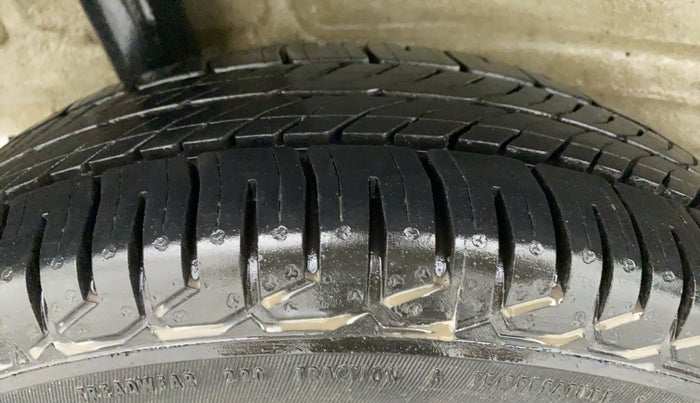 2019 Maruti New Wagon-R 1.0 Lxi (o) cng, CNG, Manual, 92,418 km, Right Rear Tyre Tread