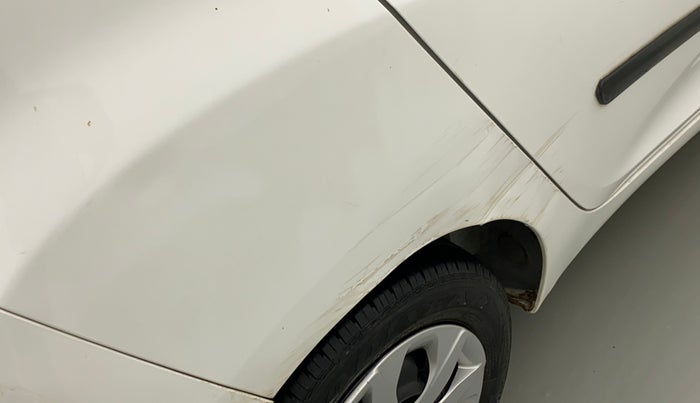 2016 Hyundai Eon MAGNA +, Petrol, Manual, 23,349 km, Right quarter panel - Minor scratches