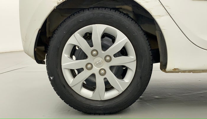 2016 Hyundai Eon MAGNA +, Petrol, Manual, 23,349 km, Right Rear Wheel