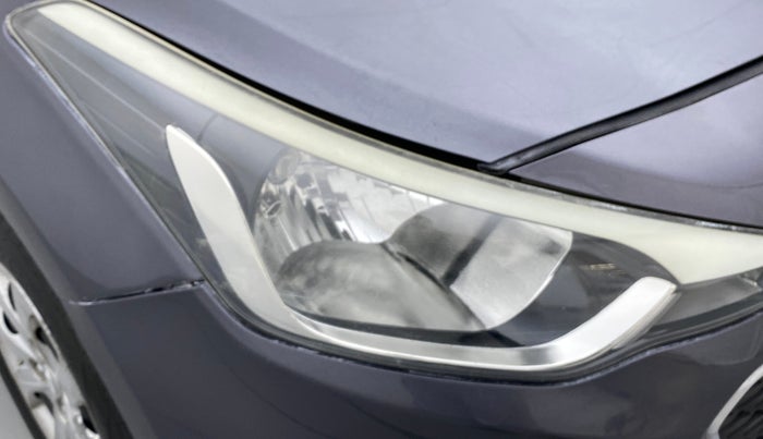 2017 Hyundai Elite i20 SPORTZ 1.4, Diesel, Manual, 90,786 km, Right headlight - Minor scratches