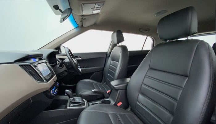 2017 Hyundai Creta 1.6 CRDI SX PLUS AUTO, Diesel, Automatic, 77,478 km, Right Side Front Door Cabin View