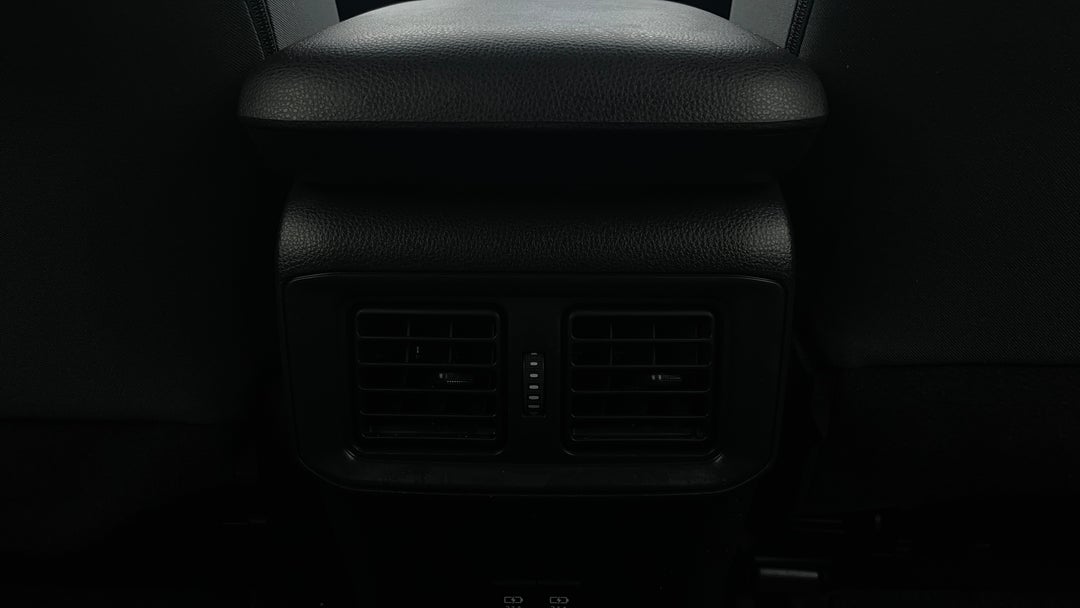 2022 Toyota RAV4 Gx (2wd) Hybrid, Automatic, 20885 km, Rear A/C Vent