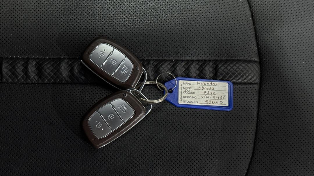 2018 Hyundai Sonata Premium, Automatic, 41958 km, Key Close-up
