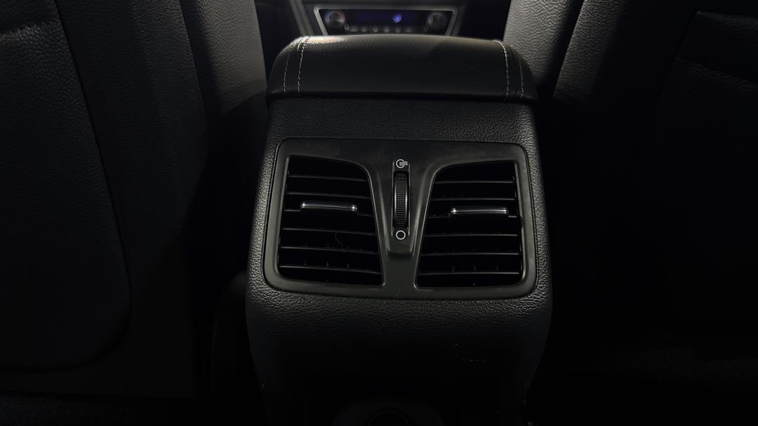 2018 Hyundai Sonata Premium, Automatic, 41958 km, Rear A/C Vent