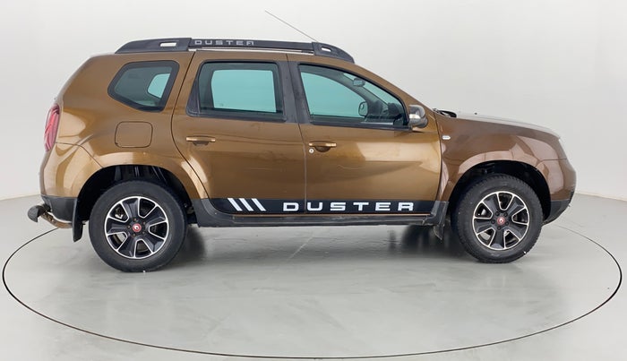 2017 Renault Duster RXS CVT 106 PS, CNG, Automatic, 95,188 km, Right Side View