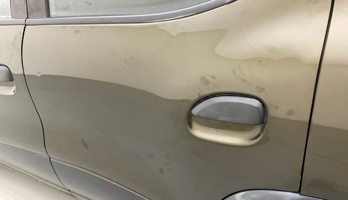 2016 Renault Kwid RXL, Petrol, Manual, 1,06,604 km, Rear left door - Slightly dented