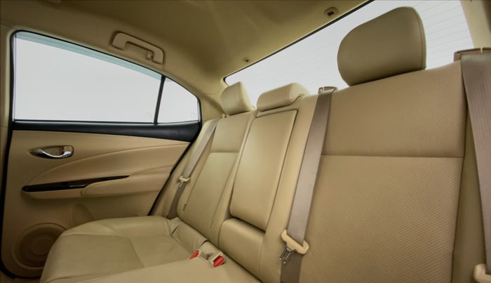 2018 Toyota YARIS VX CVT, Petrol, Automatic, 25,811 km, Right Side Rear Door Cabin