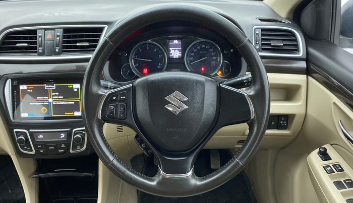 2016 Maruti Ciaz ZDI+ SHVS, Diesel, Manual, 81,311 km, Steering Wheel Close Up