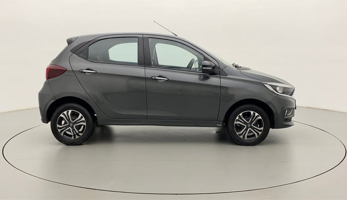 2022 Tata Tiago XZ PLUS CNG, CNG, Manual, 37,714 km, Right Side View