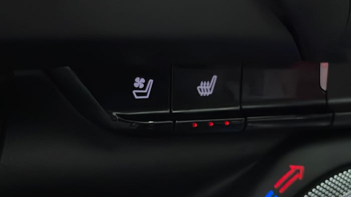 CHEVROLET CAMARO-Heated Seats
