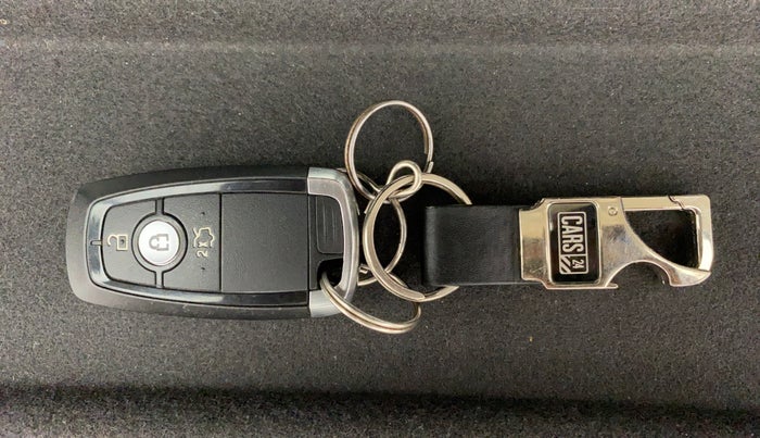 2018 Ford FREESTYLE TITANIUM + 1.2 TI-VCT, Petrol, Manual, 35,175 km, Key Close-up