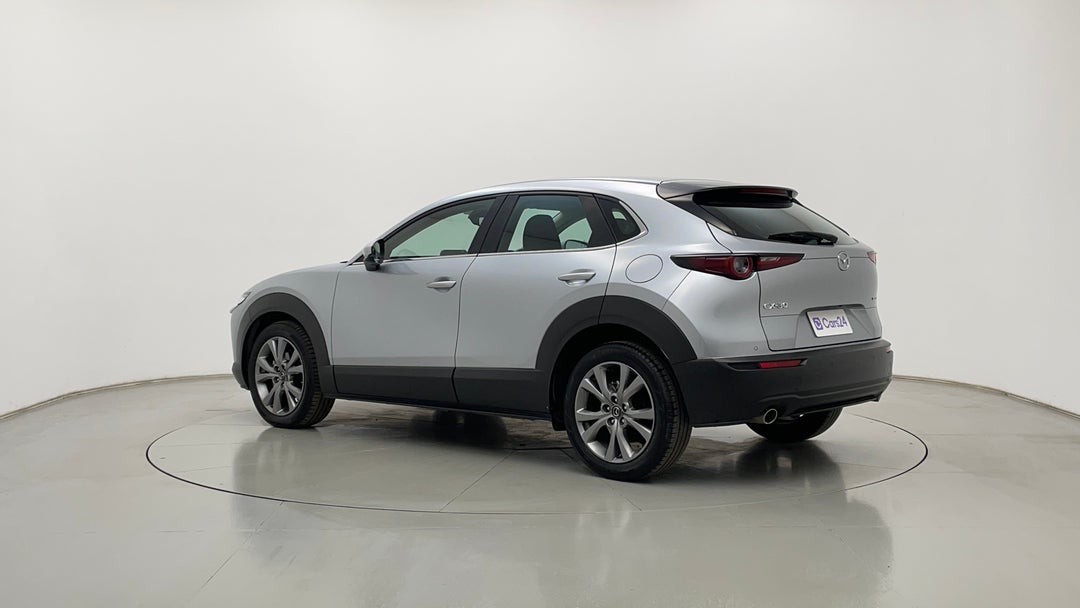 Left Back Diagonal (45- Degree) View