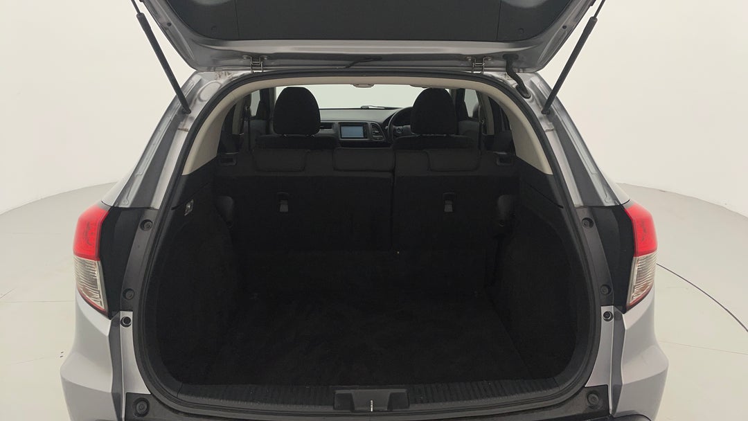 2020 Honda HR-V Vti, Automatic, 46282 km, Boot Inside View
