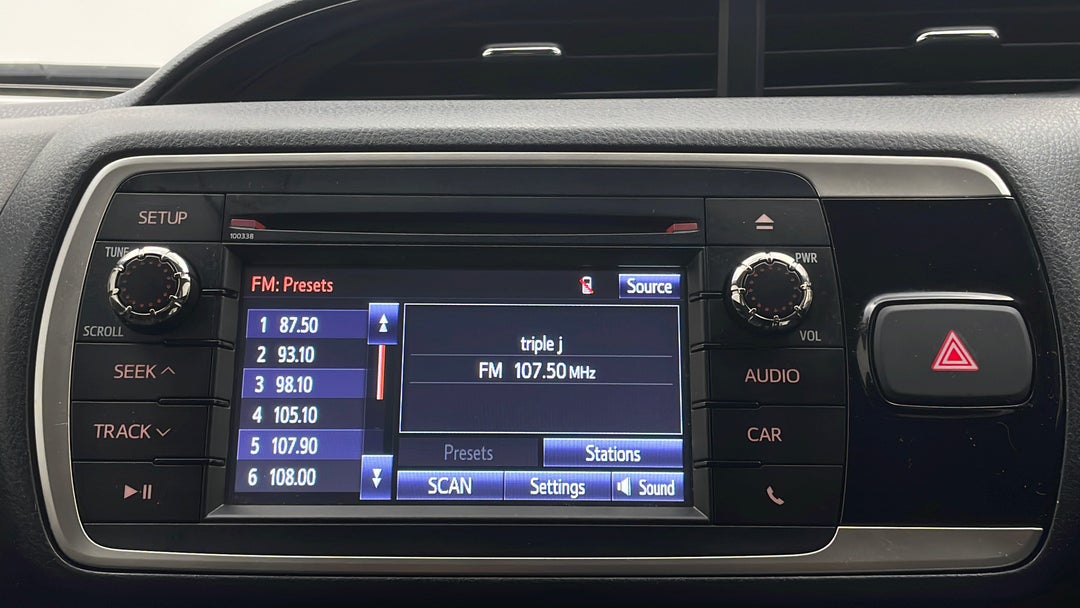 2016 Toyota Yaris Ascent, Manual, 37246 km, Infotainment System