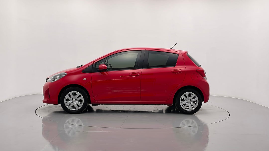 2016 Toyota Yaris Ascent, Manual, 37246 km, Left Side View