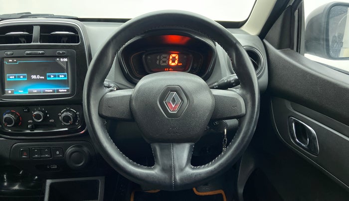 2019 Renault Kwid 1.0 RXT Opt, Petrol, Manual, 8,352 km, Steering Wheel Close Up