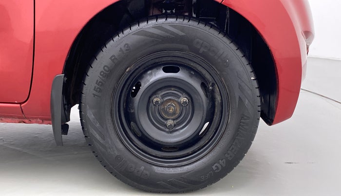 2016 Datsun Redi Go T (O), CNG, Manual, 68,315 km, Right Front Wheel