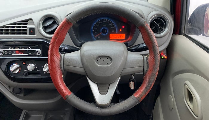 2016 Datsun Redi Go T (O), CNG, Manual, 68,315 km, Steering Wheel Close Up