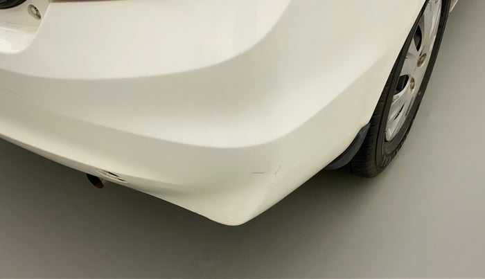 2015 Honda Amaze 1.2L I-VTEC S, CNG, Manual, 97,500 km, Rear bumper - Minor scratches