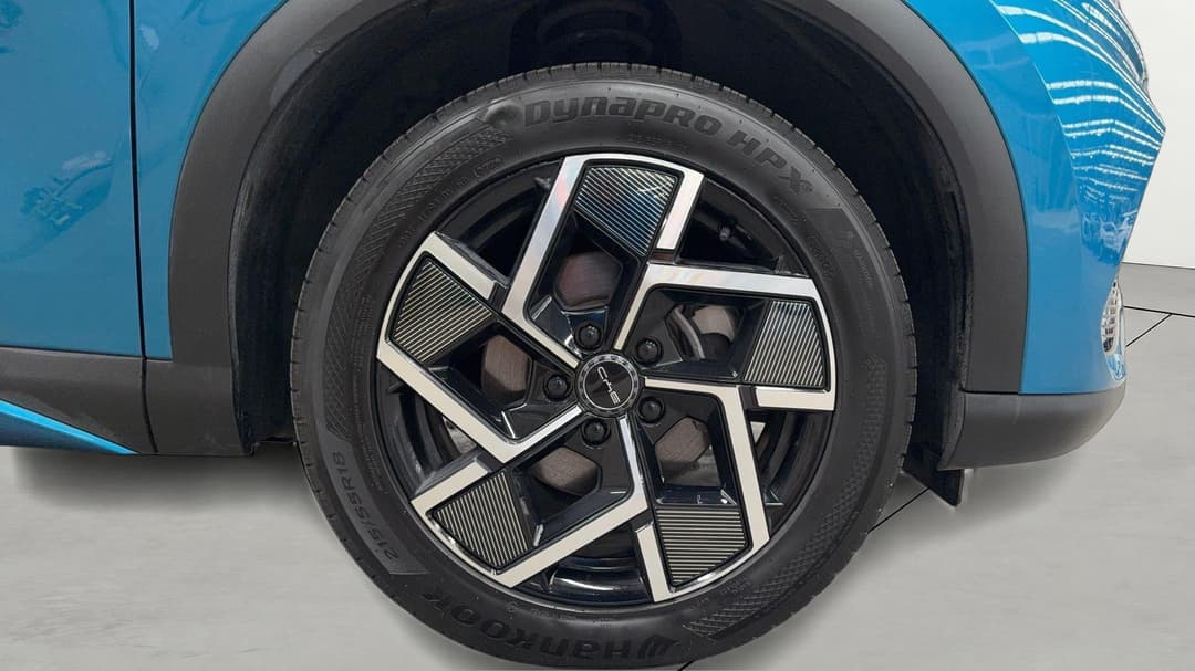 2023 Byd Atto 3 Extended Range, Automatic, 42165 km, Right Front Wheel