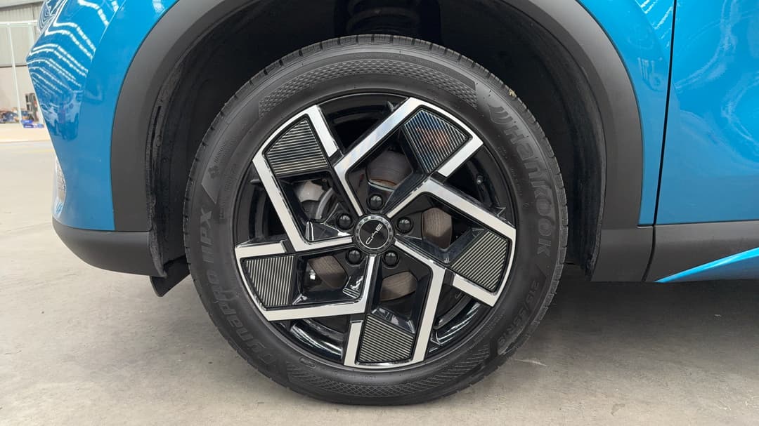2023 Byd Atto 3 Extended Range, Automatic, 42165 km, Left Front Wheel