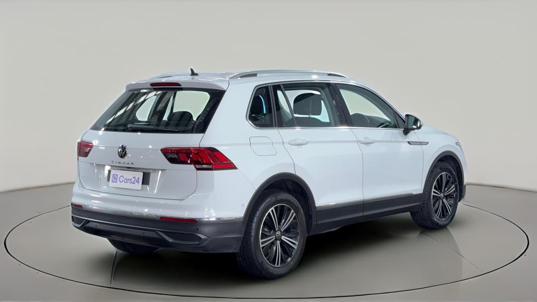 2023 Volkswagen Tiguan 110tsi Life, Automatic, 50595 km, Right Back Diagonal (45- Degree) View