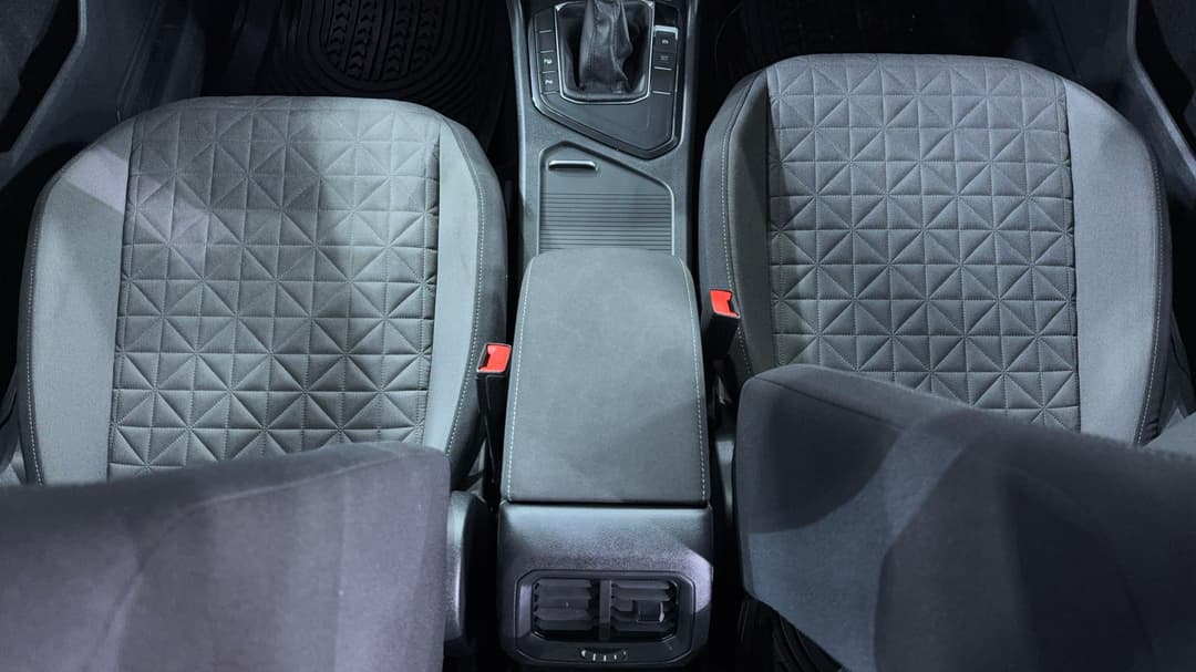 2023 Volkswagen Tiguan 110tsi Life, Automatic, 50595 km, Center Console
