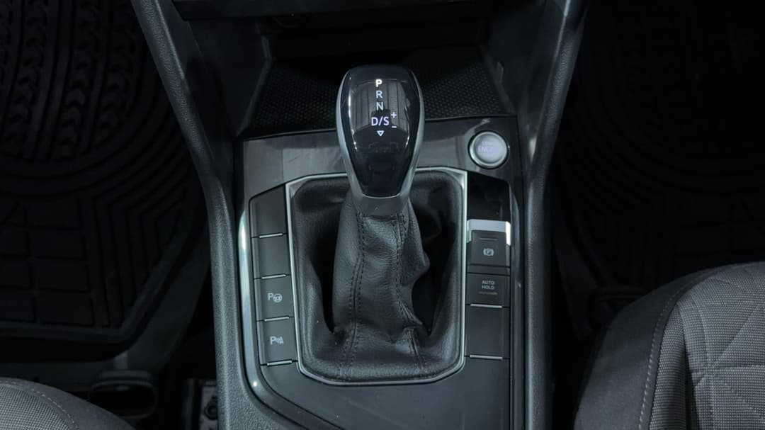2023 Volkswagen Tiguan 110tsi Life, Automatic, 50595 km, Gear Lever 