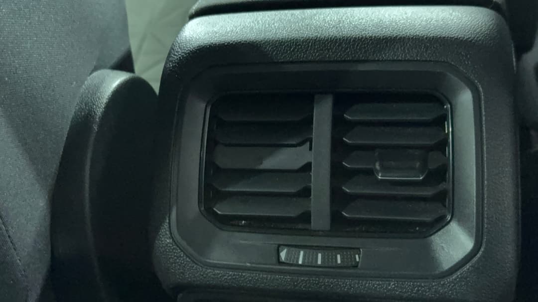 2023 Volkswagen Tiguan 110tsi Life, Automatic, 50595 km, Air Vents Directional Switch Broken