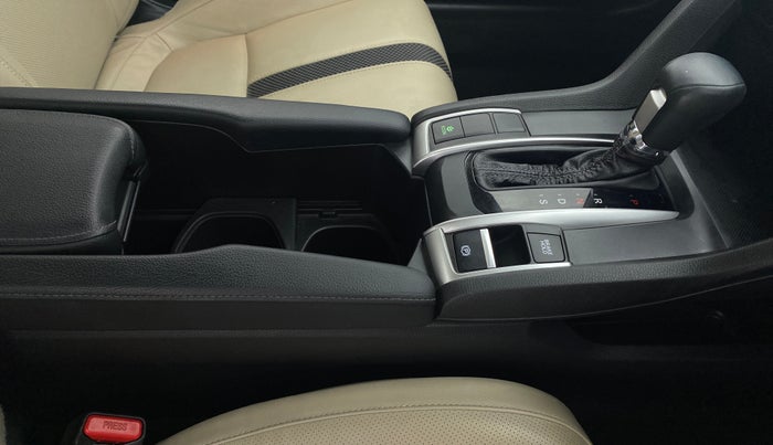 2020 Honda Civic ZX CVT PETROL, Petrol, Automatic, 25,648 km, Gear Lever