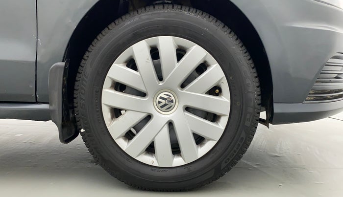 2018 Volkswagen Ameo COMFORTLINE 1.0, Petrol, Manual, 43,122 km, Right Front Wheel