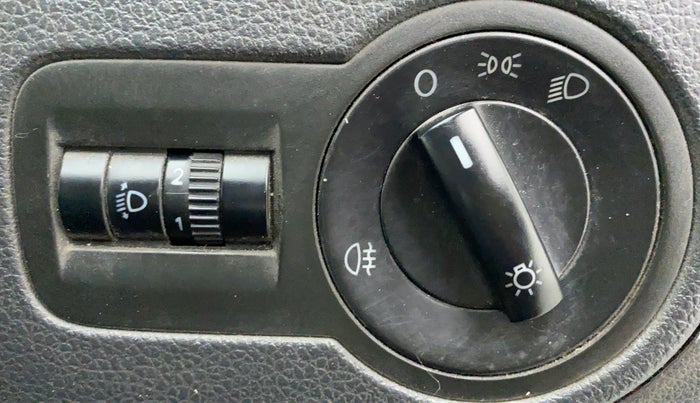 2018 Volkswagen Ameo COMFORTLINE 1.0, Petrol, Manual, 43,122 km, Dashboard - Headlight height adjustment not working