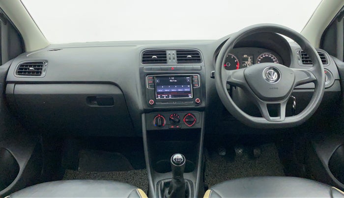 2018 Volkswagen Ameo COMFORTLINE 1.0, Petrol, Manual, 43,122 km, Dashboard