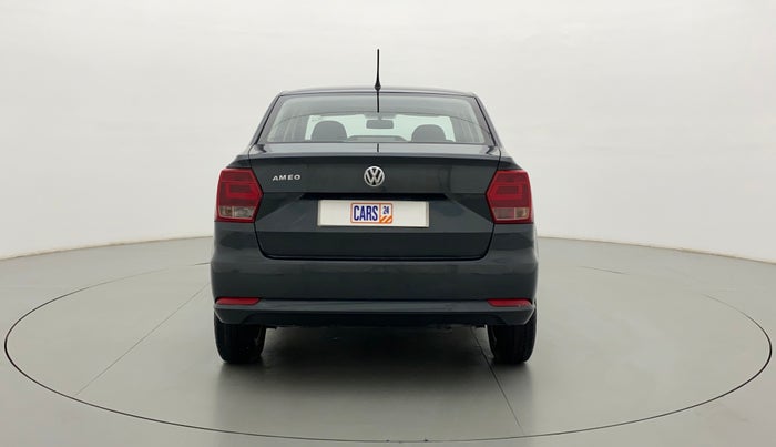 2018 Volkswagen Ameo COMFORTLINE 1.0, Petrol, Manual, 43,122 km, Back/Rear