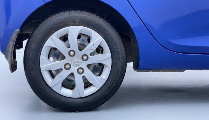 2015 Hyundai Eon MAGNA PLUS, Petrol, Manual, 26,166 km, Right Rear Wheel