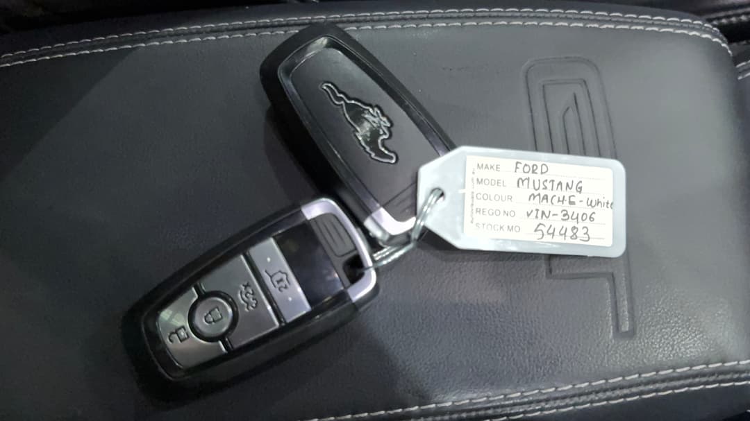 2023 Ford Mustang Mach-e Gt, Automatic, 15474 km, Key Close-up